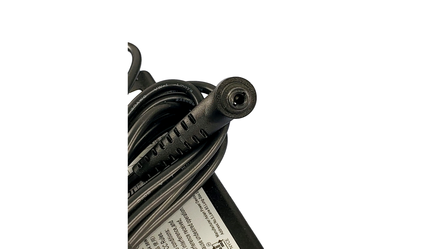 Lot of 5 APD NB-65B19 19V 3.42A 65W AC Adapter