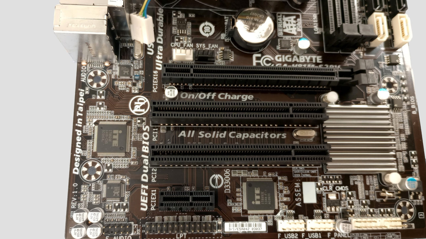 Gigabyte GA-H81M-S2PV Desktop Motherboard Intel H81 Chipset LGA1150