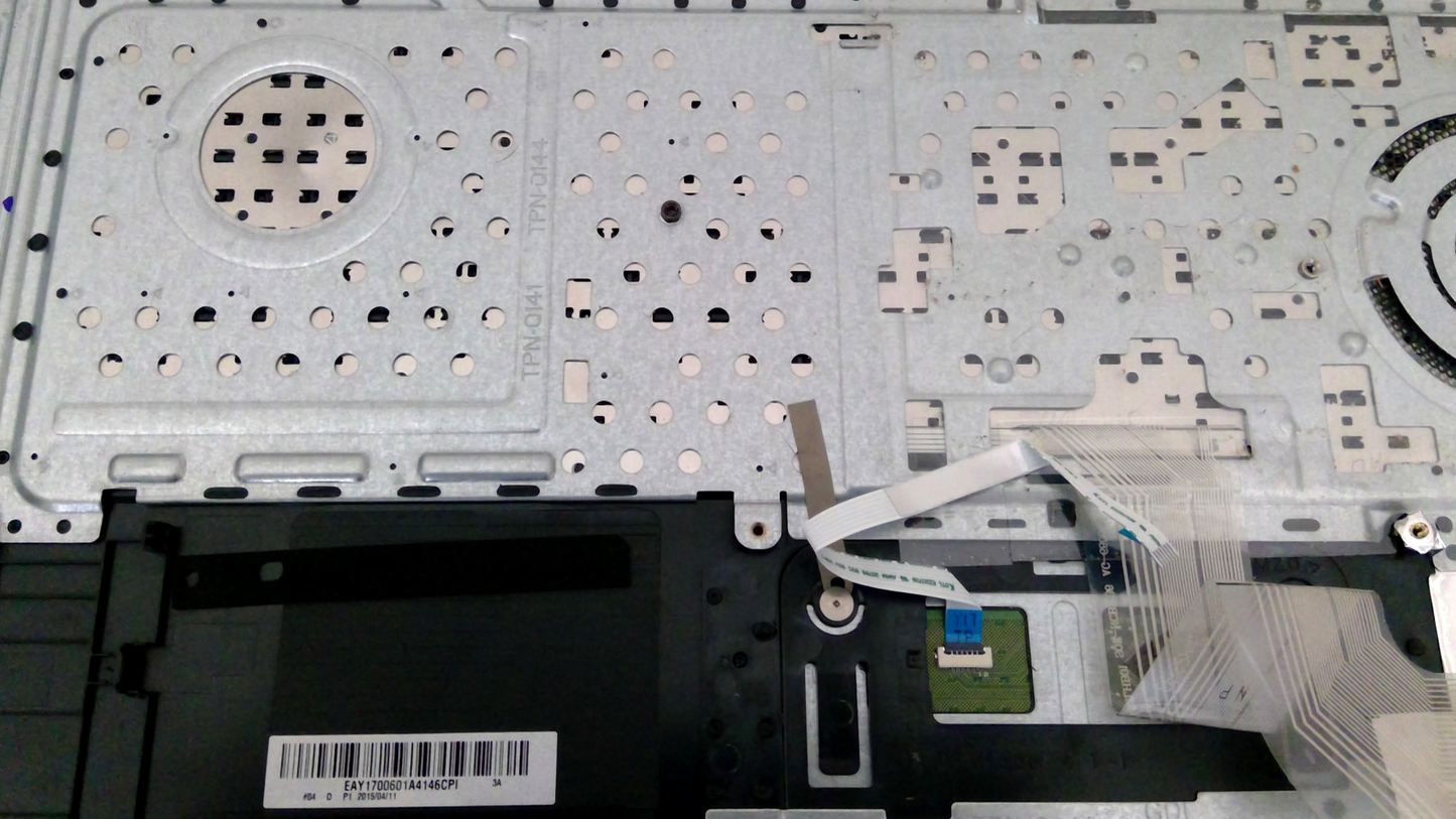 HP Pavilion 17-f Series Palmrest, Touchpad, Keyboard EAY1700601A