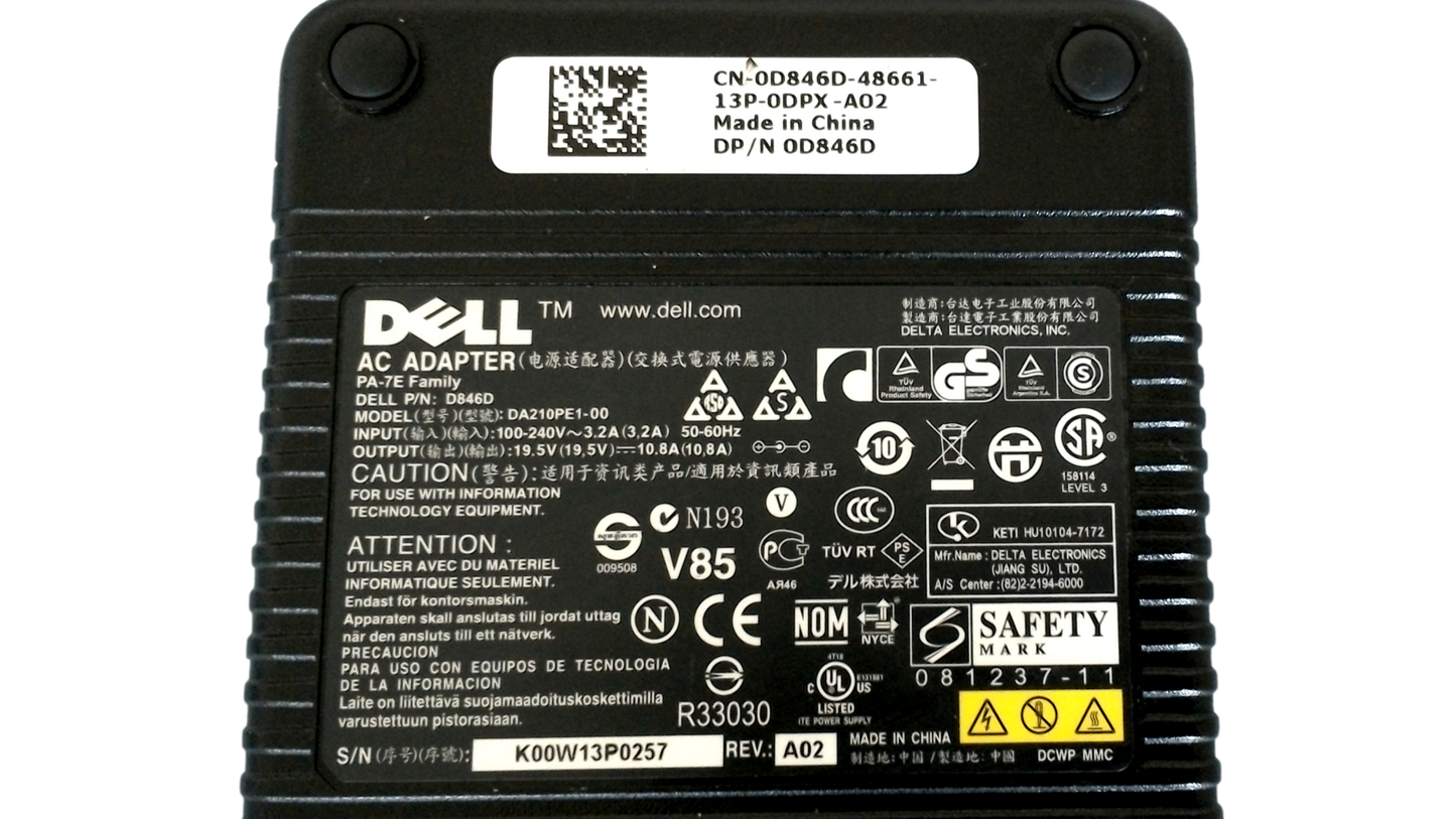 Genuine DELL D846D 210W AC Adapter 19.5V 10.8A PA-7E Family DA210PE1-00