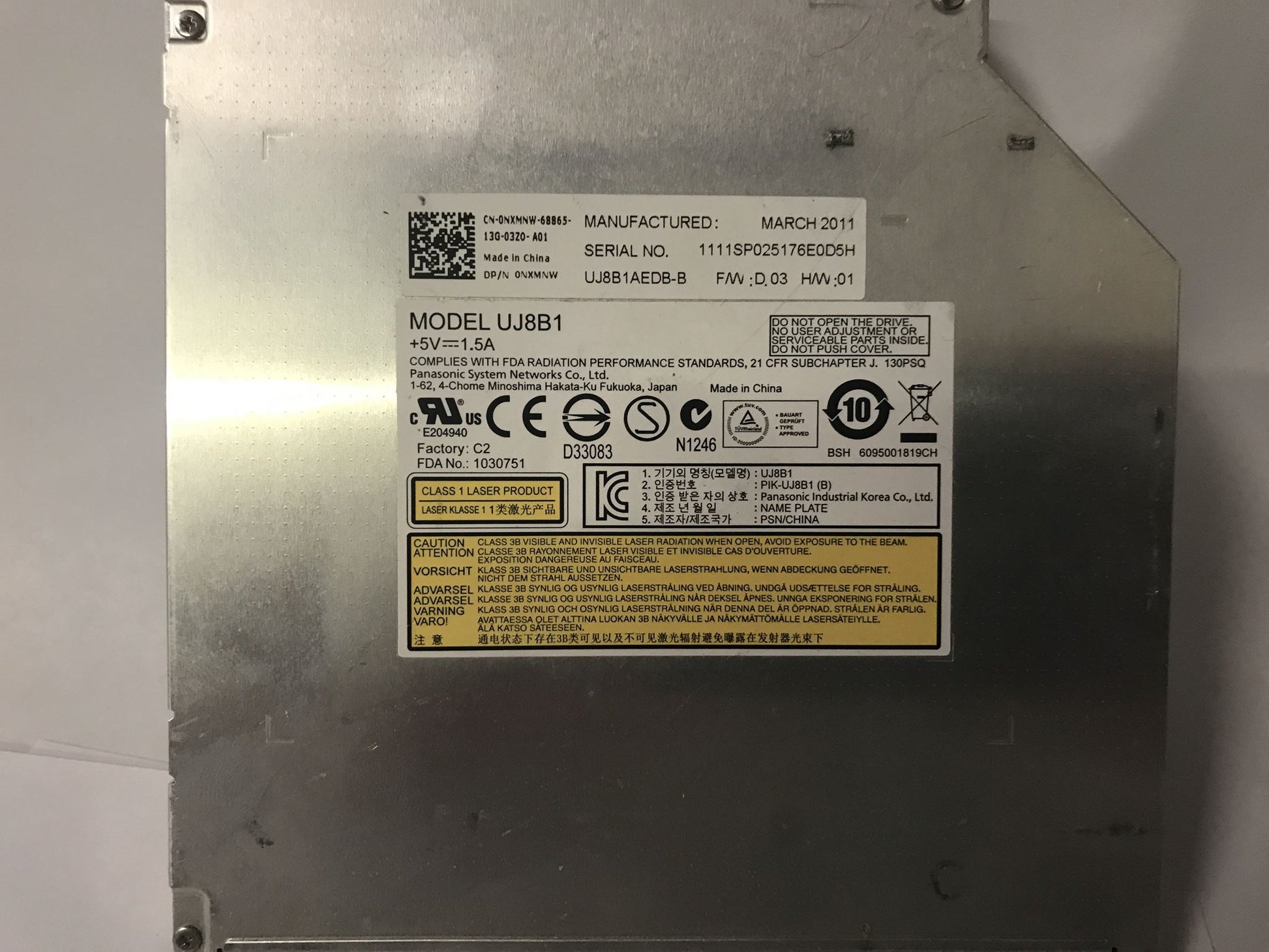 Model #UJ8B1 CD-RW/DVD+RW/ DP/N NXMNW