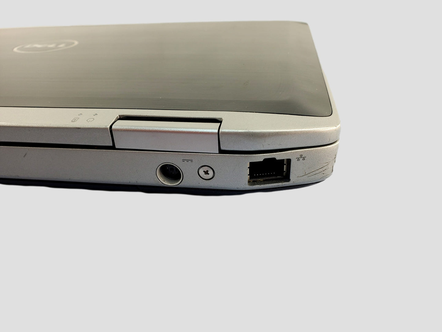 Dell Latitude E6420 Intel Core i5-2520M 2.5GHz 8 GB 240GB SSD Mint