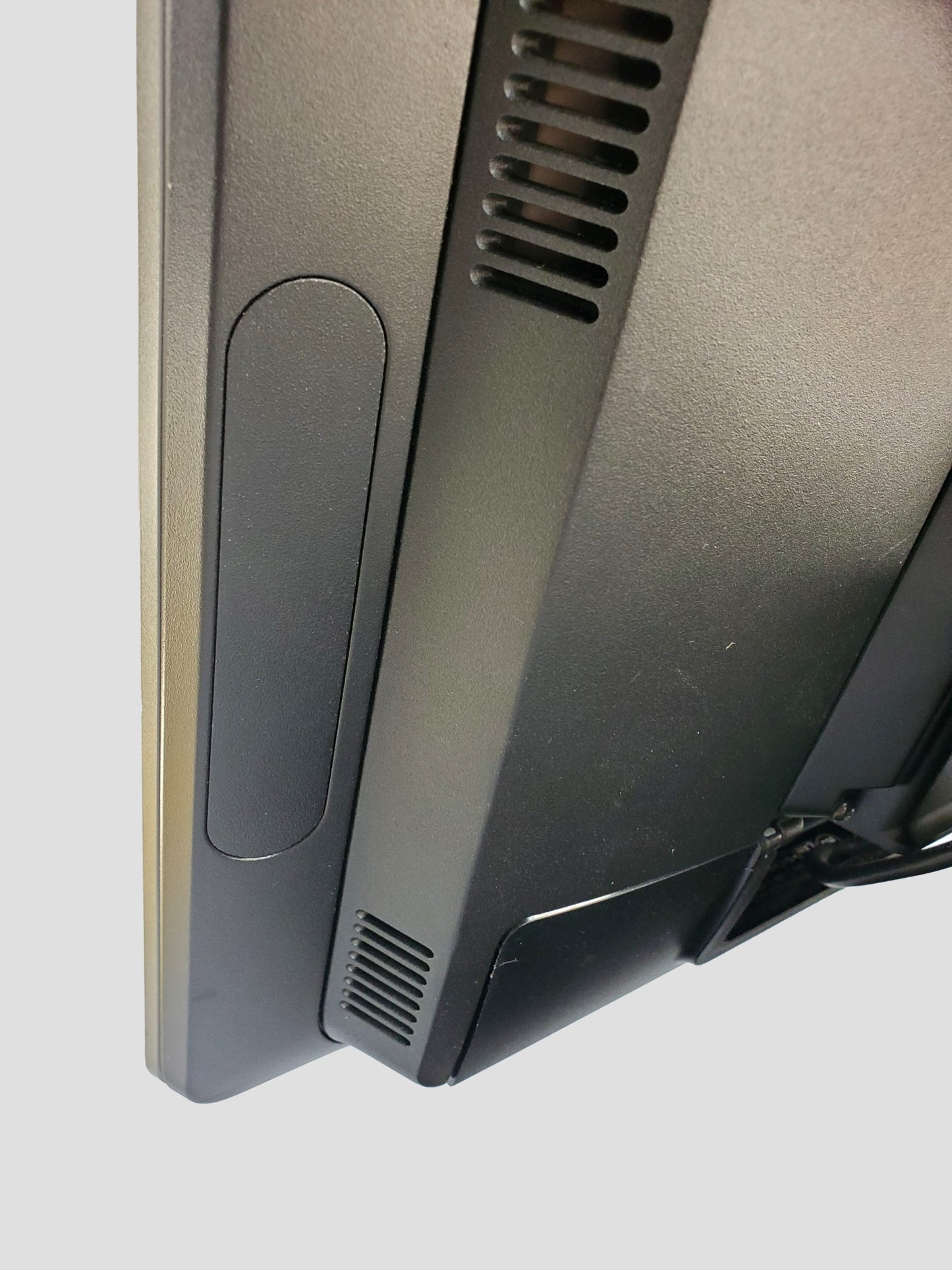 NCR RealPOS XR7 7702-1515-8801 i5 Touch Terminal w/ stand SSD