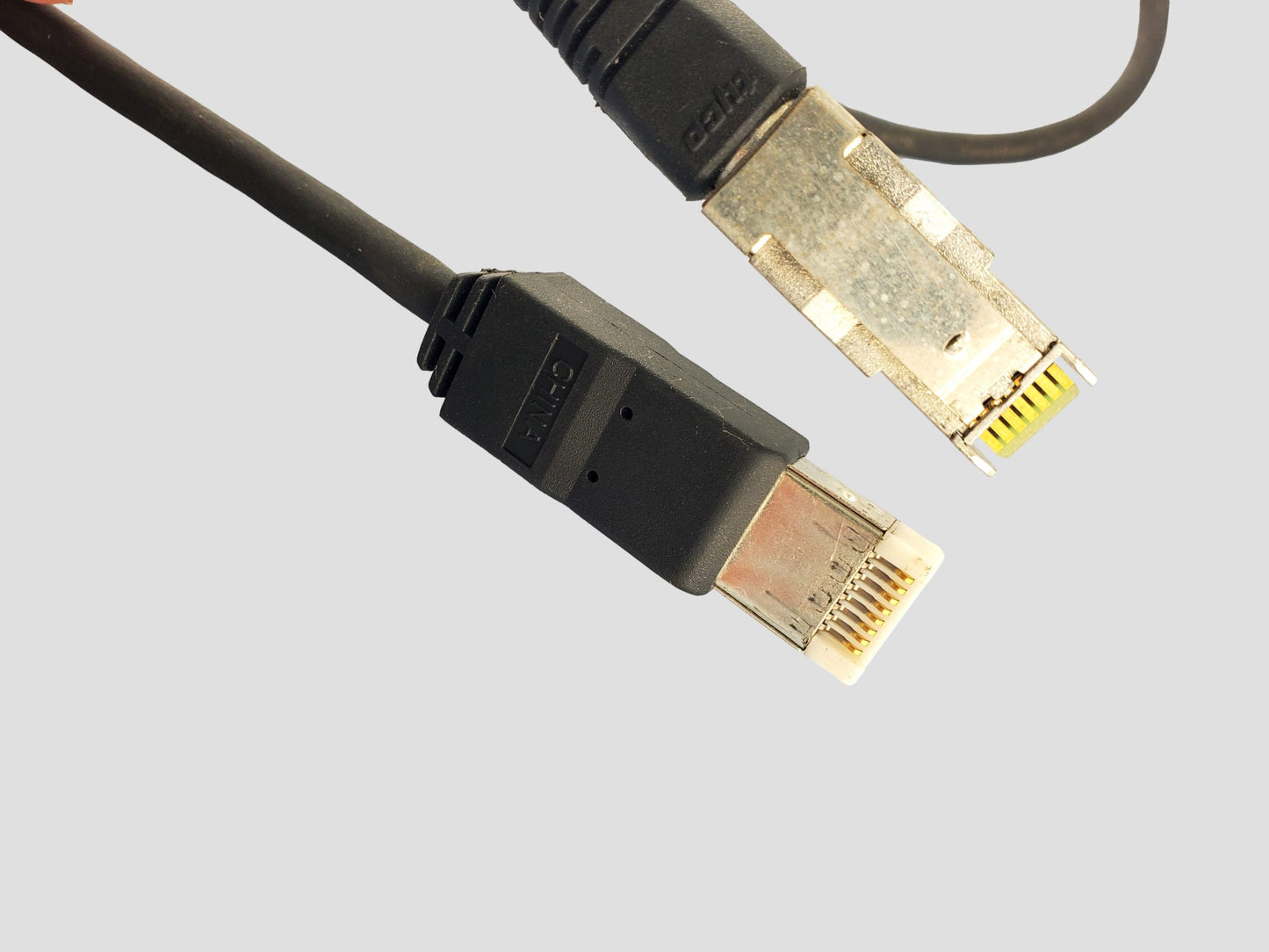 Madison Cable 2M 038-003-124 HSSDC2 to HSSDC Fibre Channel Patch Cable CL2