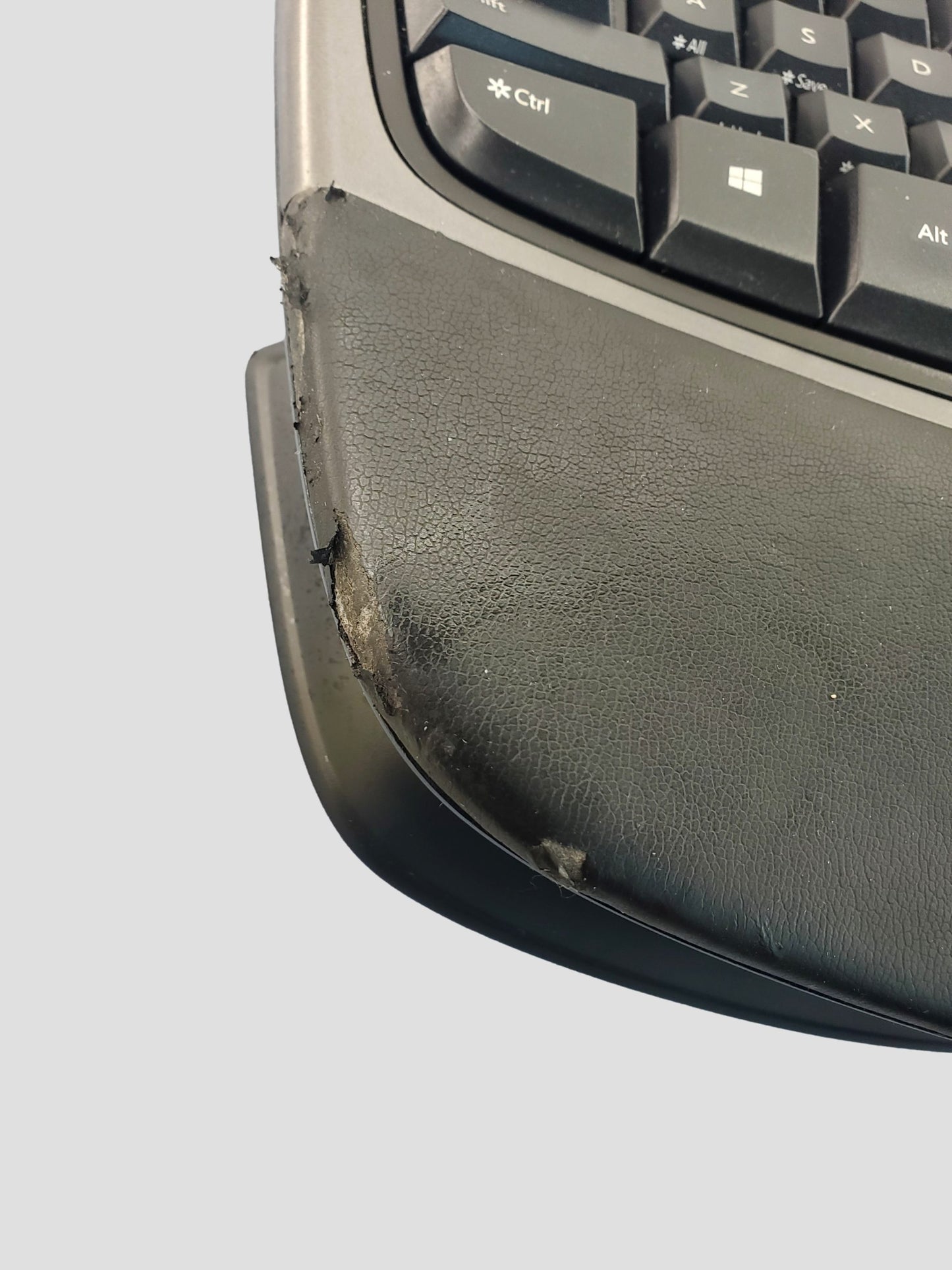 Microsoft Natural Ergonomic Keyboard 4000 v1.0 KU-0462 USB Wired with custom stand