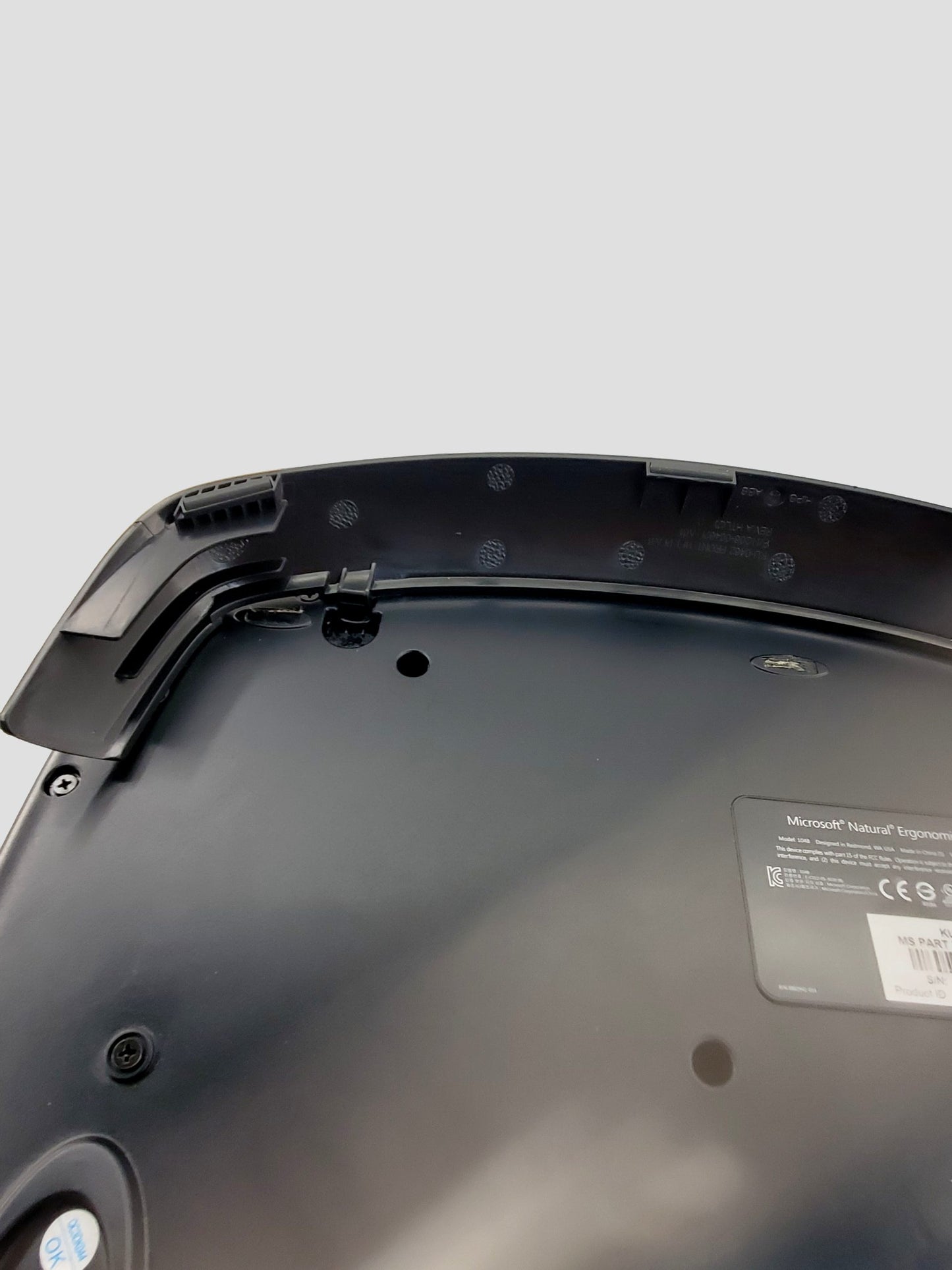 Microsoft Natural Ergonomic Keyboard 4000 v1.0 KU-0462 USB Wired with custom stand