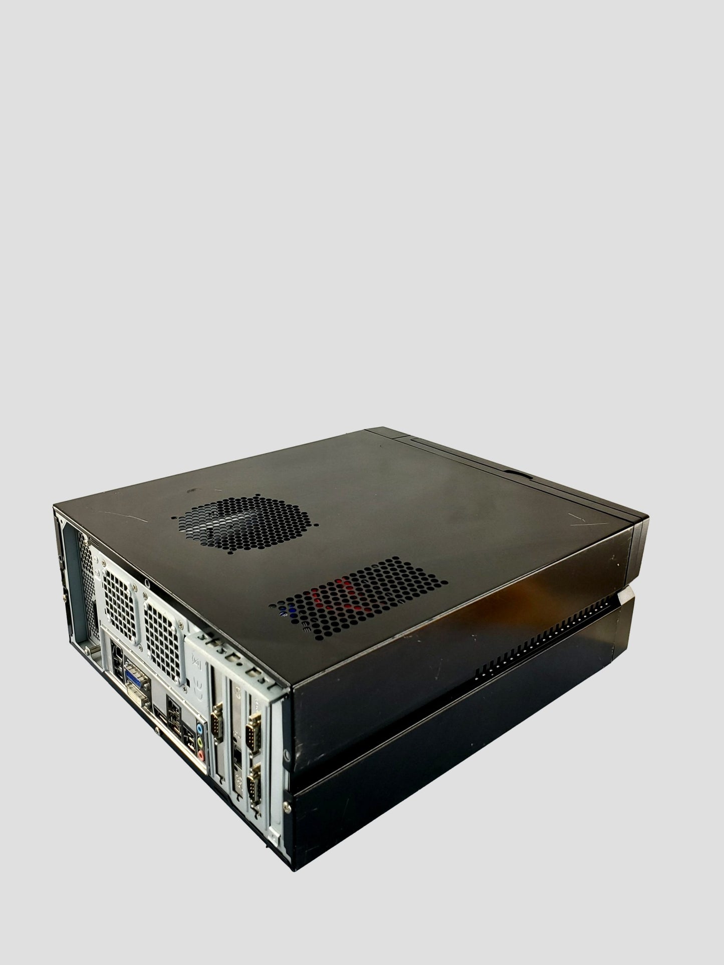 Radiant Systems S4700-072 Pentium 2.8Ghz 4GB RAM 320GB HD BO Server