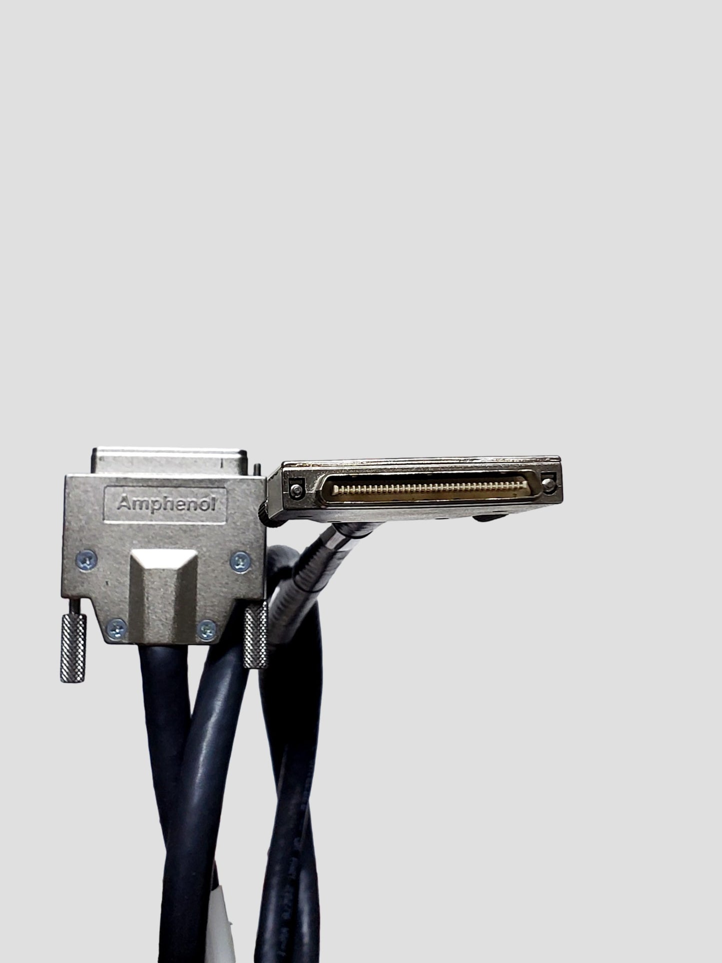 Amphenol Digital 3ft Shielded Ultra 68 VHD SCSI Cable BN37A-01