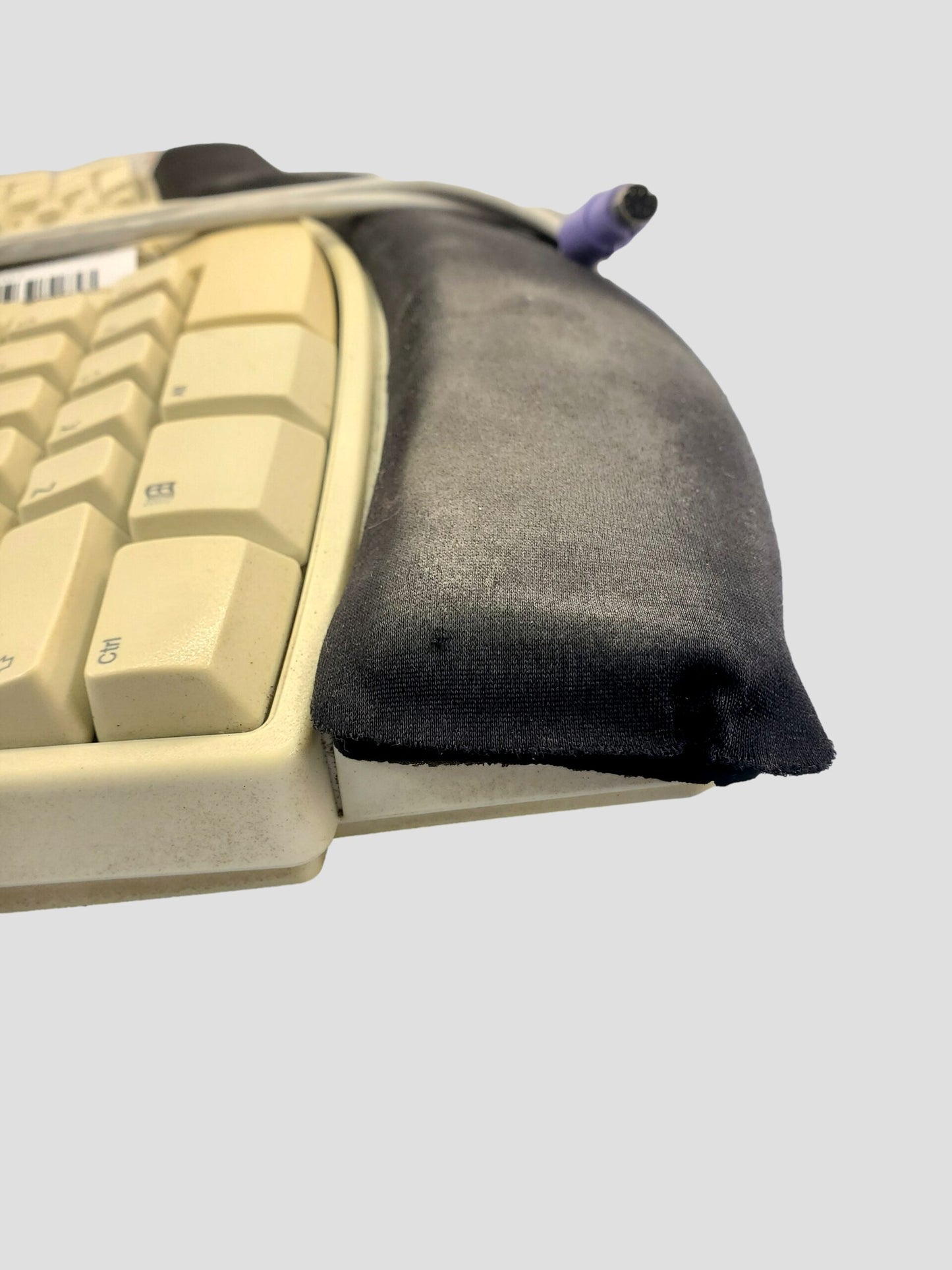 Microsoft KU-0045 PS/2 Elite Natural Ergonomic Curve Keyboard