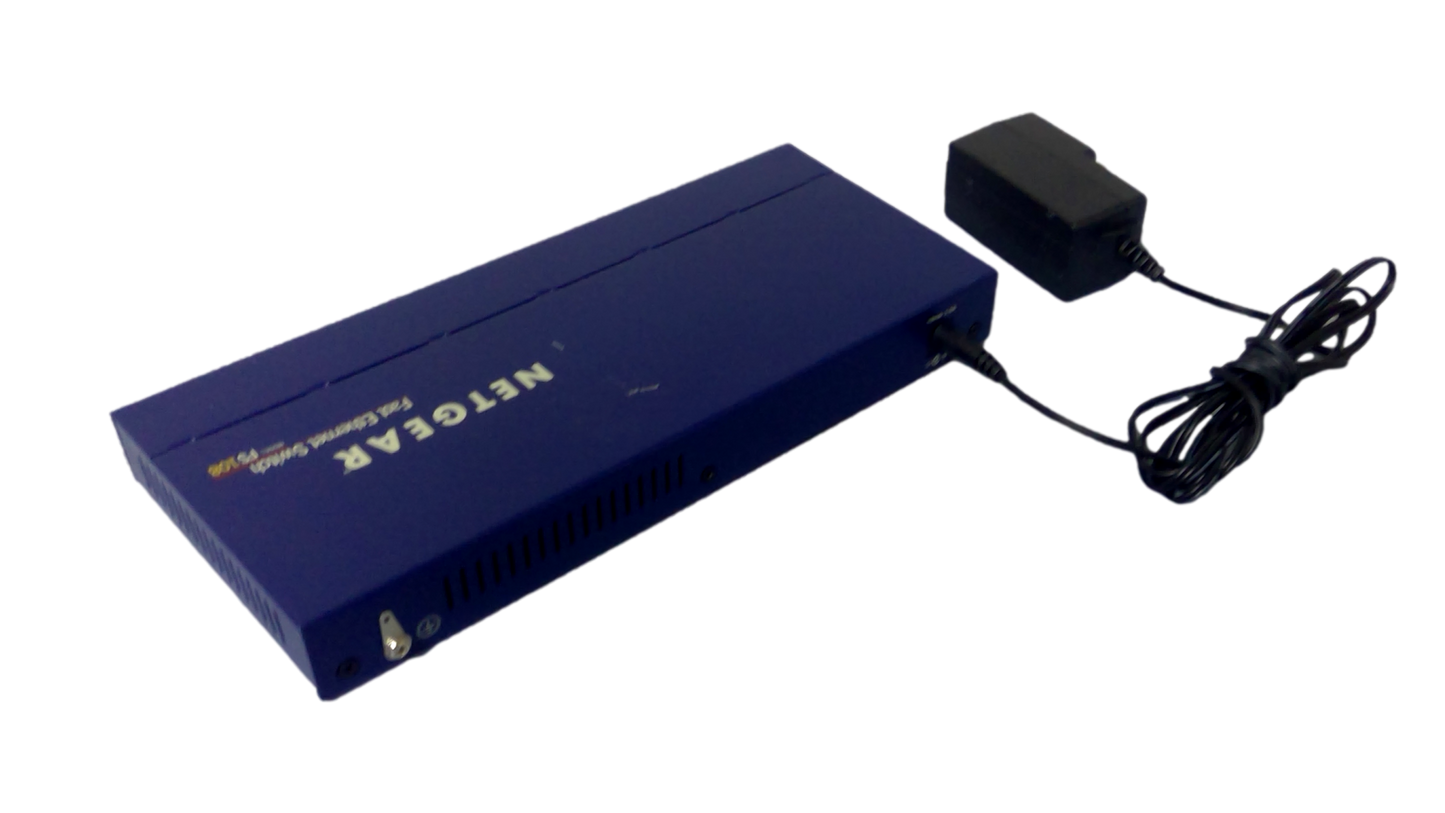 Netgear FS108 v2 8 Port 10/100 Fast Ethernet Switch