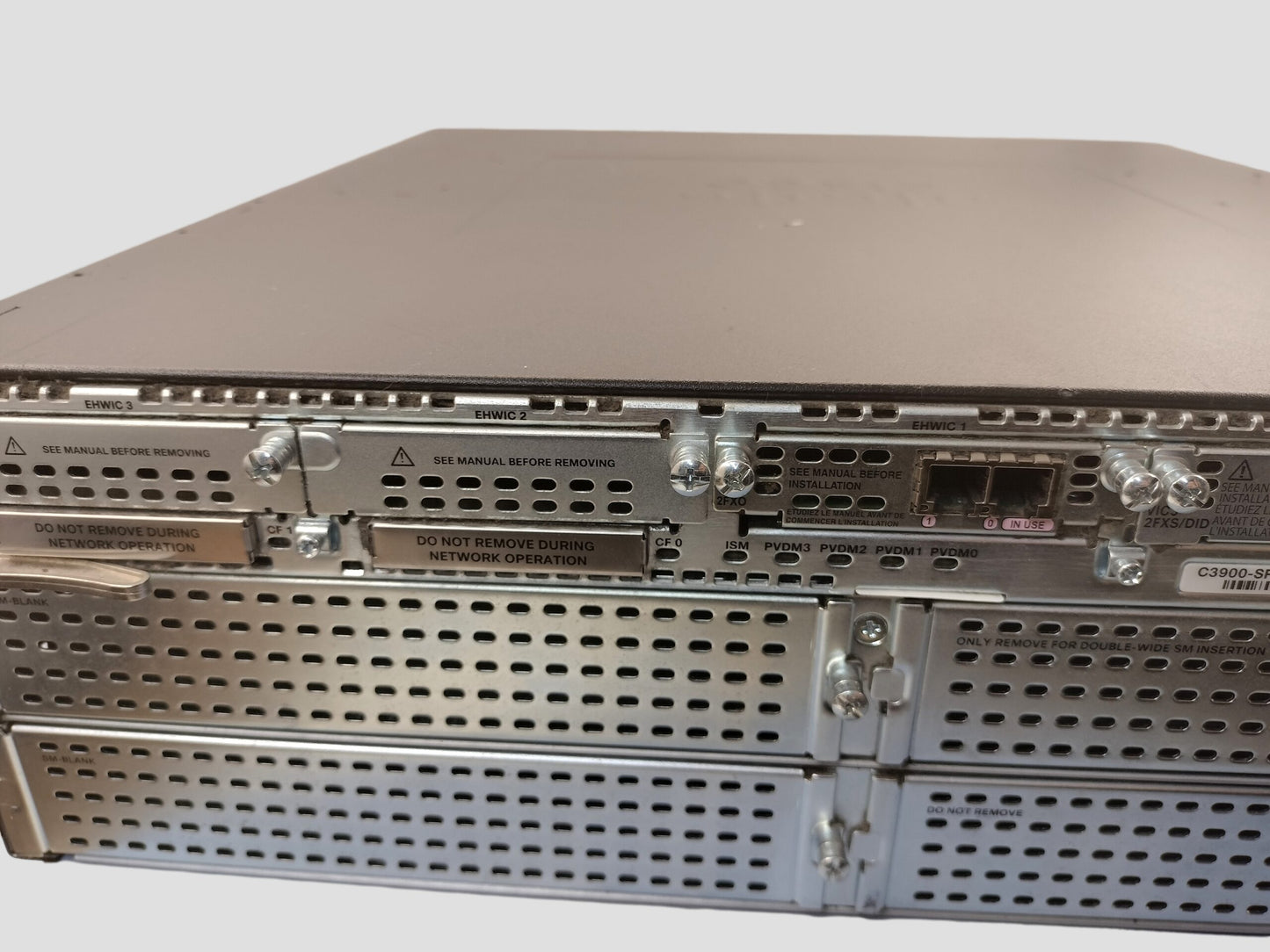 Cisco 3925 C3900-SPE100/K9 Router