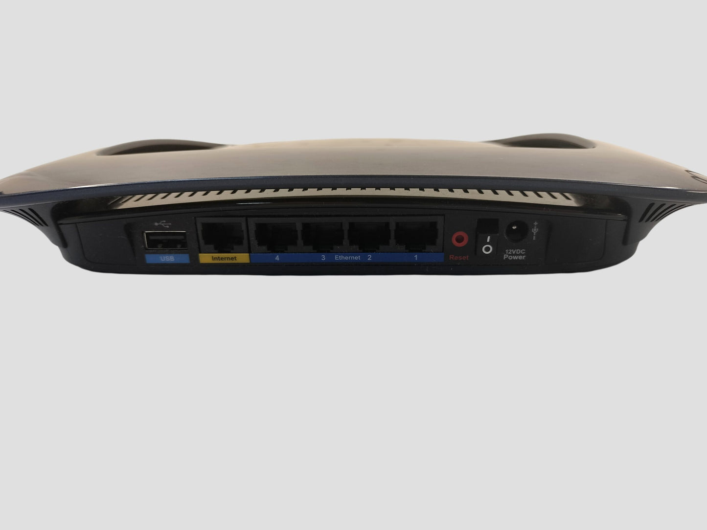 Linksys Dual-N Band Wireless N 4 Port Router WRT610N Ver. 2