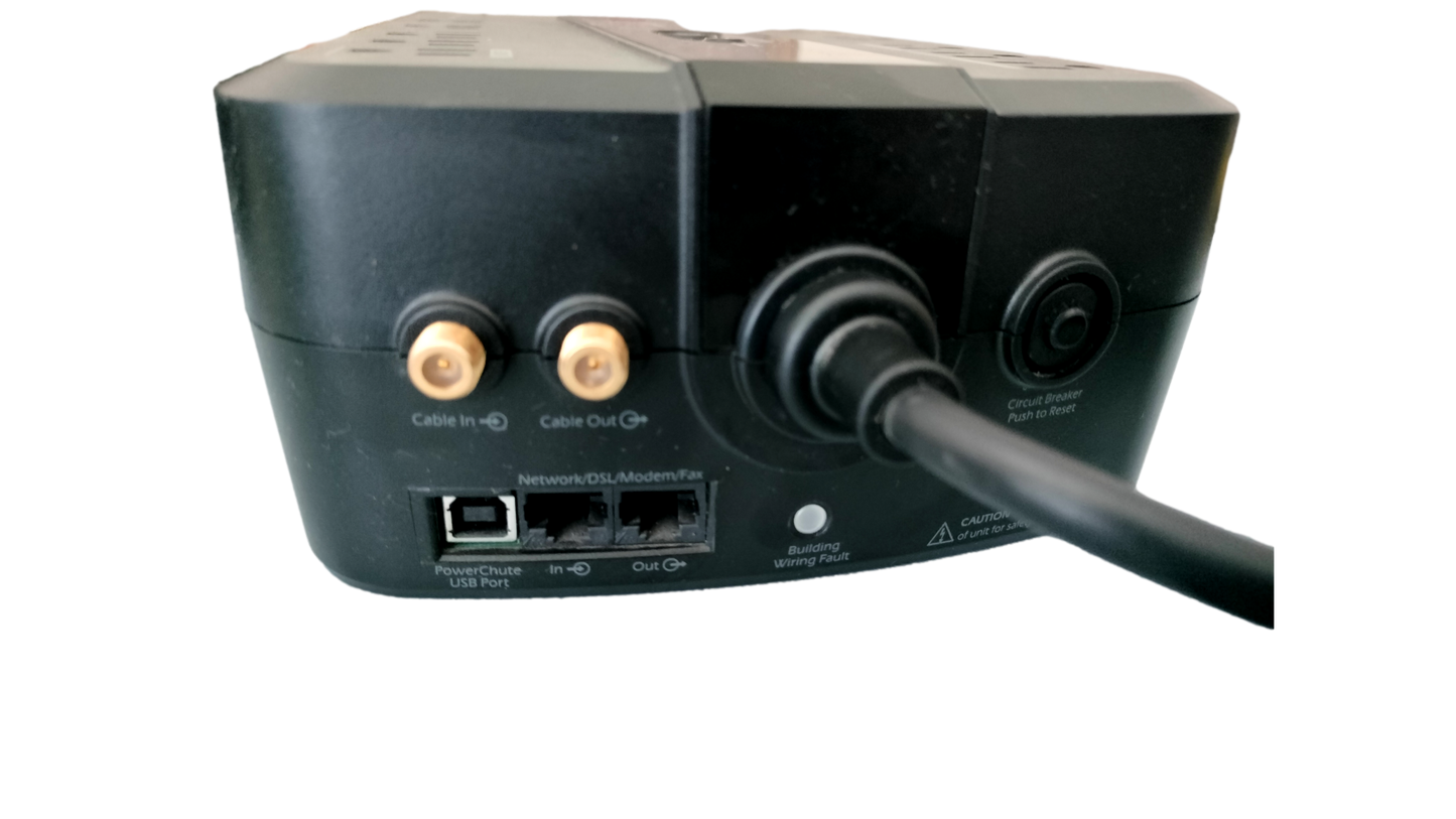 APC Back-UPS ES 750 Backup Battery+ And Surge Protection BE750G