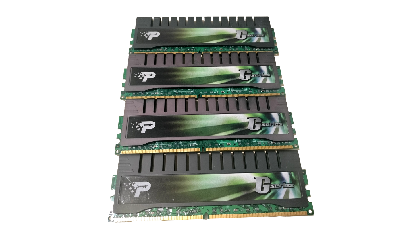 Patriot Gamer Series 8GB (4 x 2GB) DDR2 1066 (PC2 8500) Desktop Memory Model PGS24G8500C7K