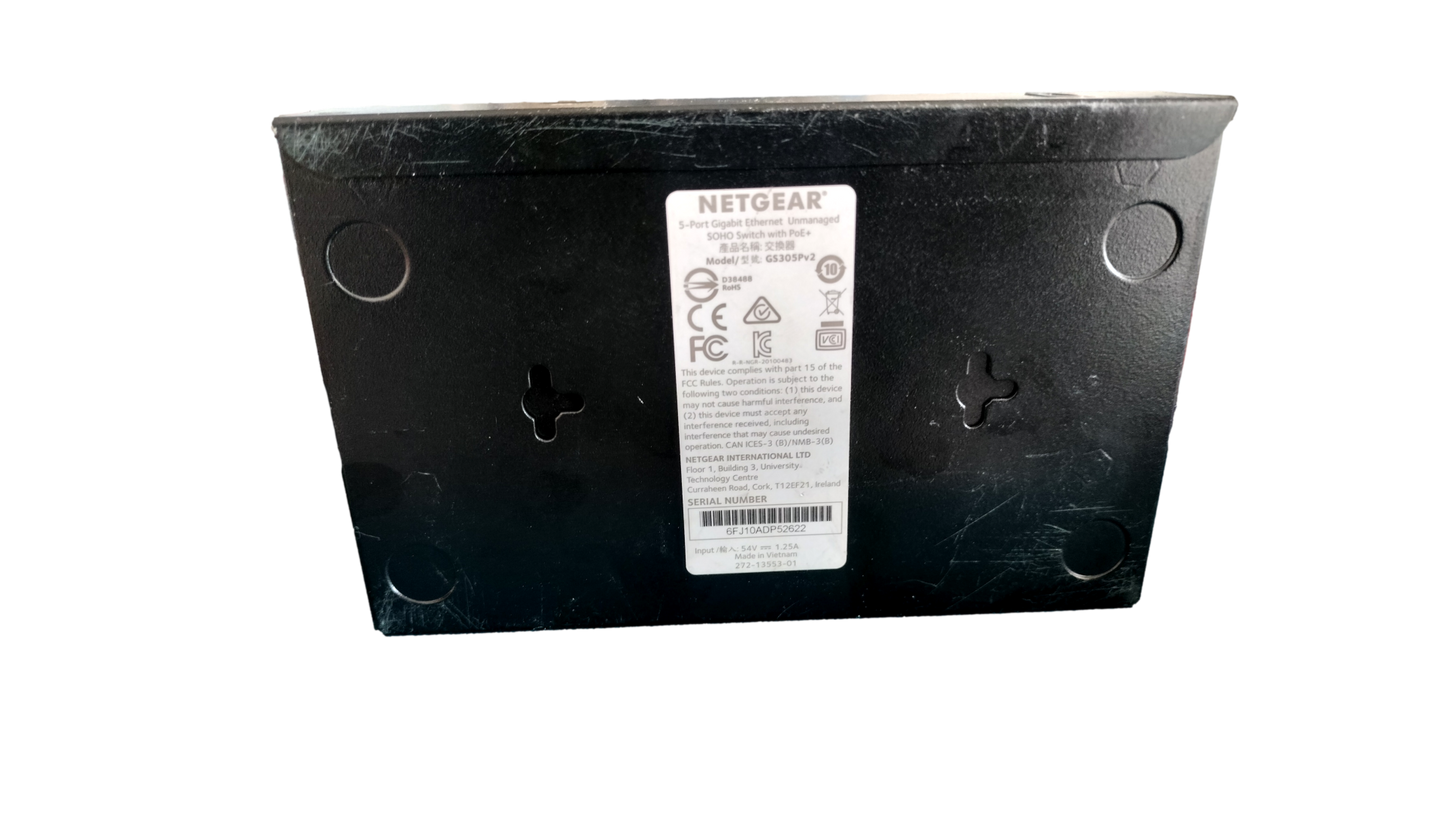 NETGEAR GS305P v2 5-Port Gigabit Ethernet Unmanaged PoE Switch