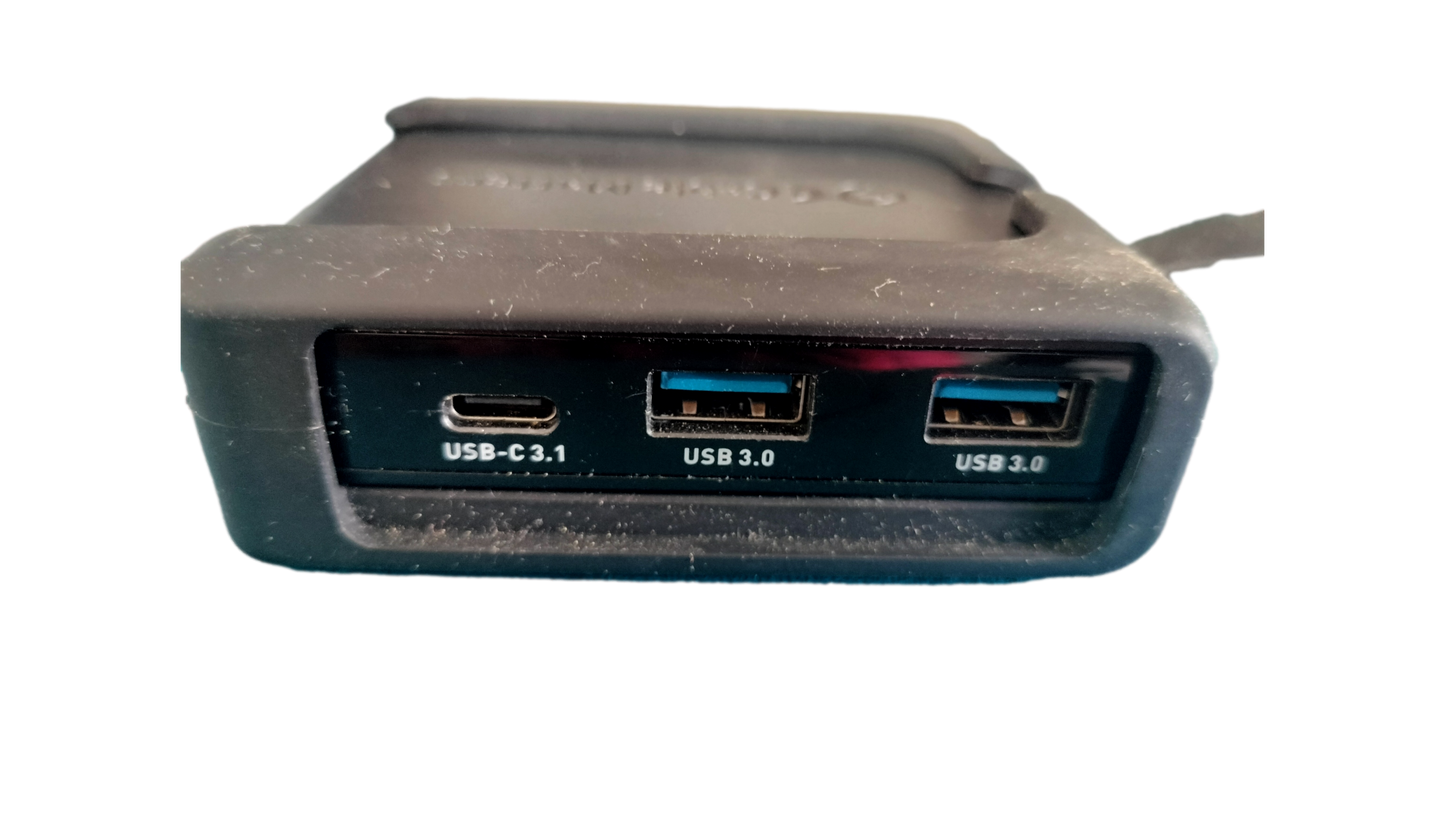 Cable Matters USB C Hub (201331-BLK)