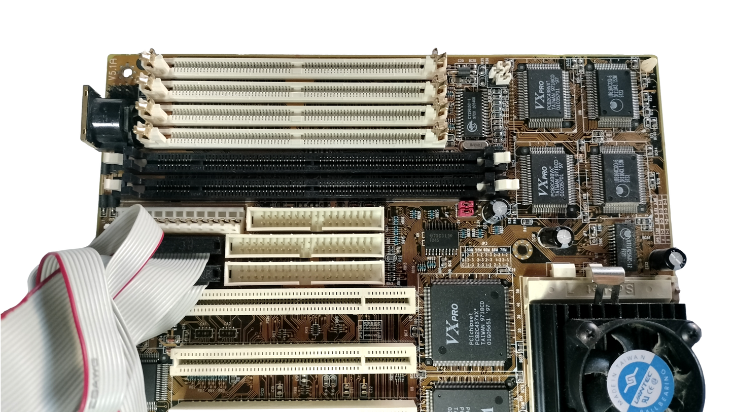 PCchips MB-M537 Socket7 Motherboard Elpina V5.1A