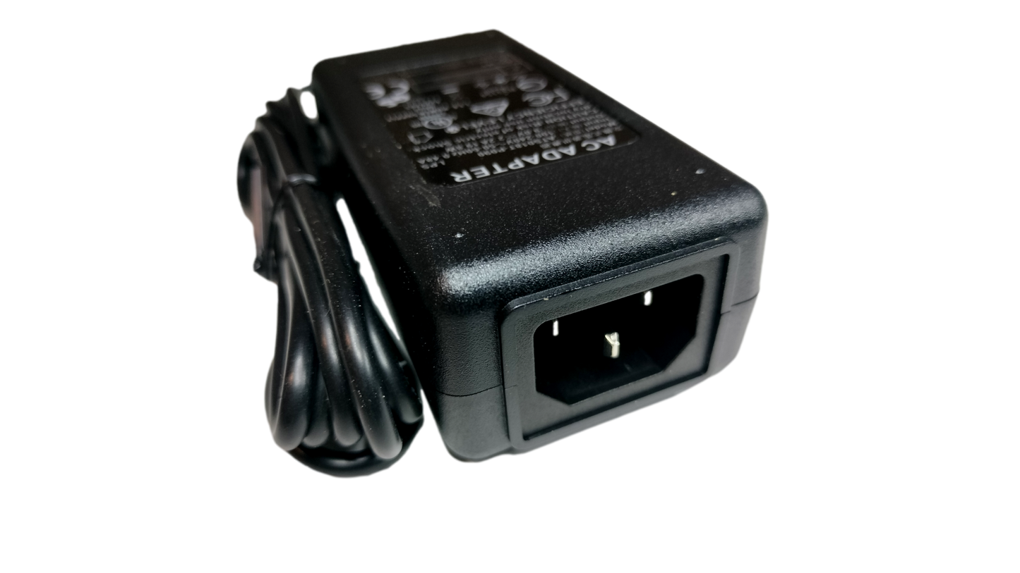 New TECH ATS018T-W120U  120-240 VAC IN 12VDC 1.6A AC ADAPTER
