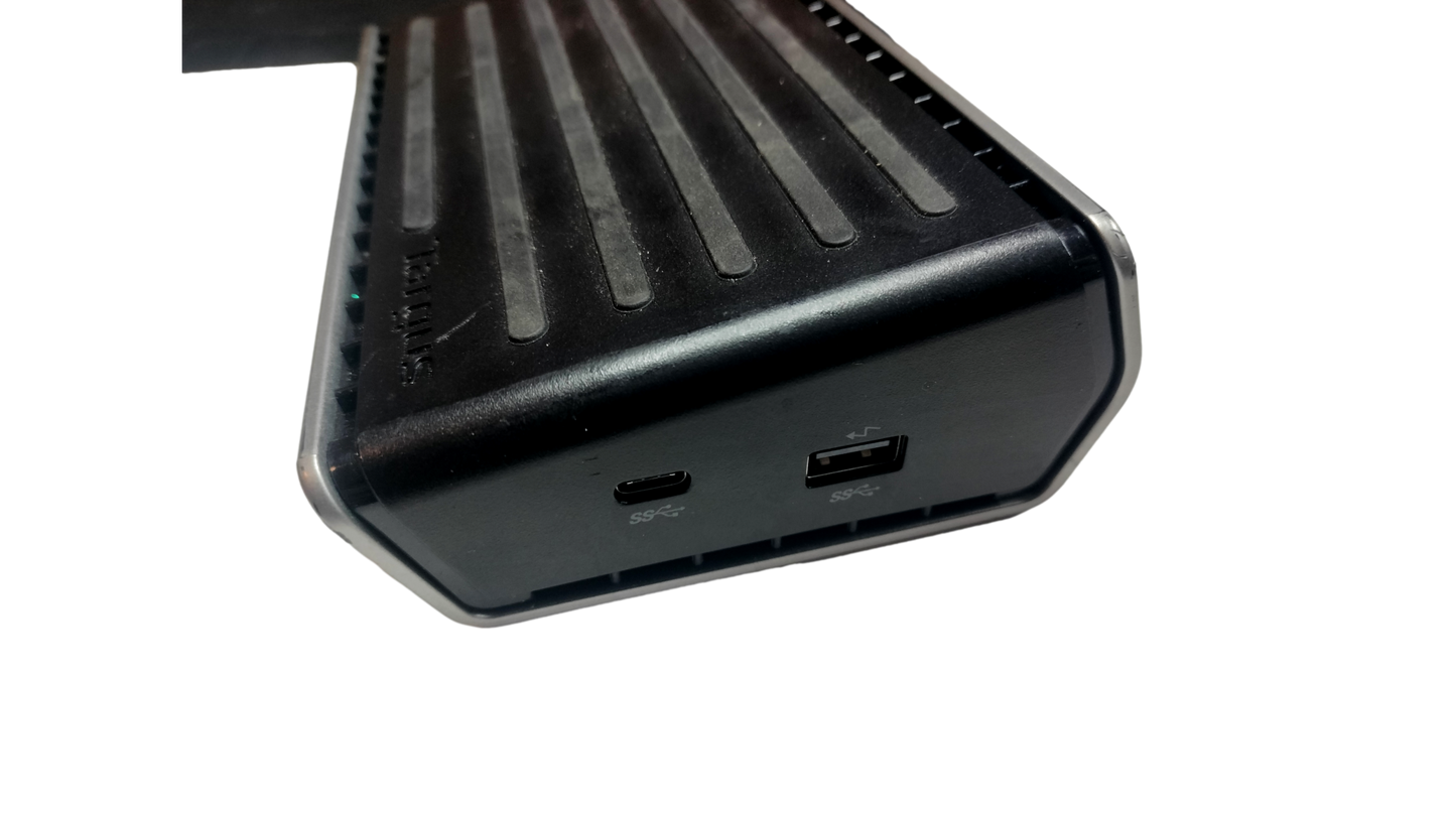 Targus Dock 410 USB-C Universal 4K Docking Station with Power Adapter DOCK410USZ-51