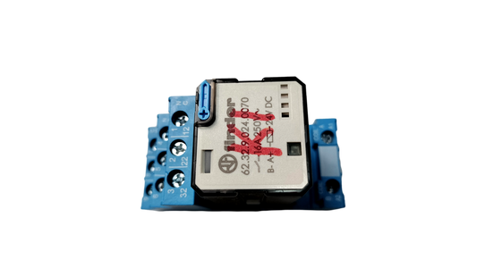 Finder 92.03 DIN mount screw terminal for 62.32/33 relay & Fuse 62.32.9.024.0070