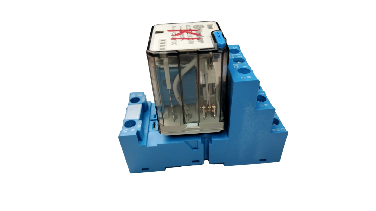 Finder 92.03 DIN mount screw terminal for 62.32/33 relay & Fuse 62.32.9.024.0070