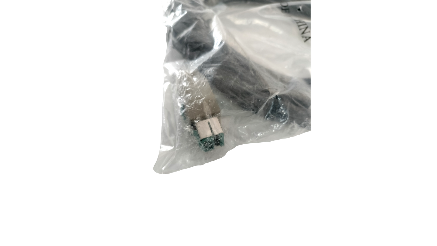 NCR 1432-C631-0040 Cable 12V USB Power to 5977 Connector 4 meter (13.12 feet)