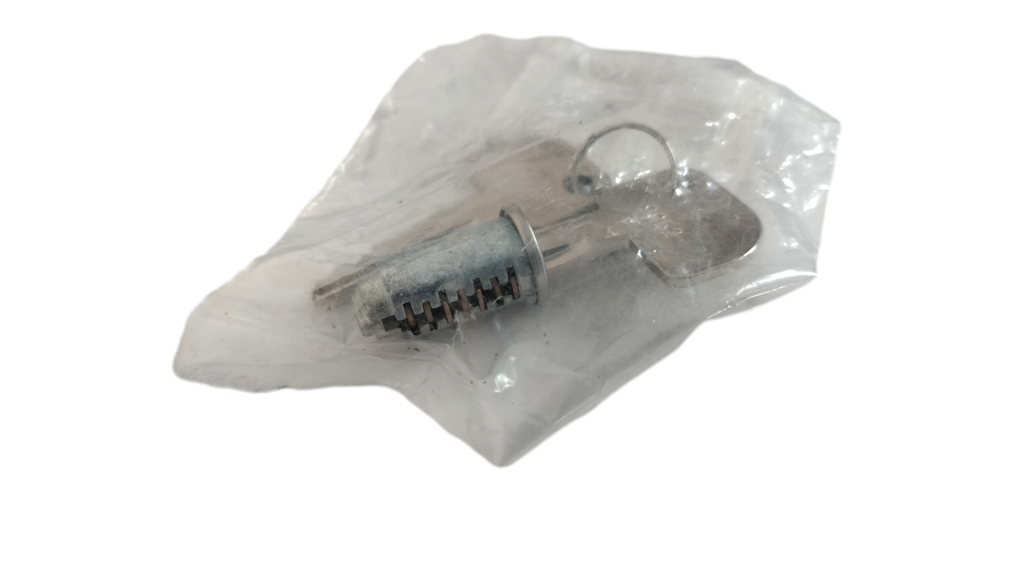 IBM/Toshiba 9952 Cash Drawer Key and lock set PN 4674170, 41J8078