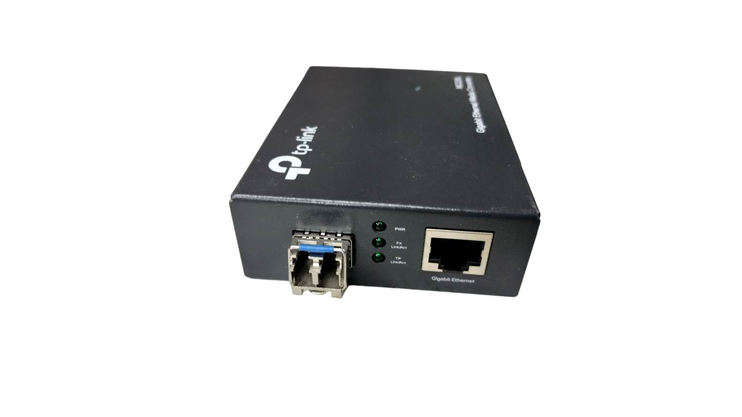 TP-Link MC220L Gigabit Ethernet Media Converter