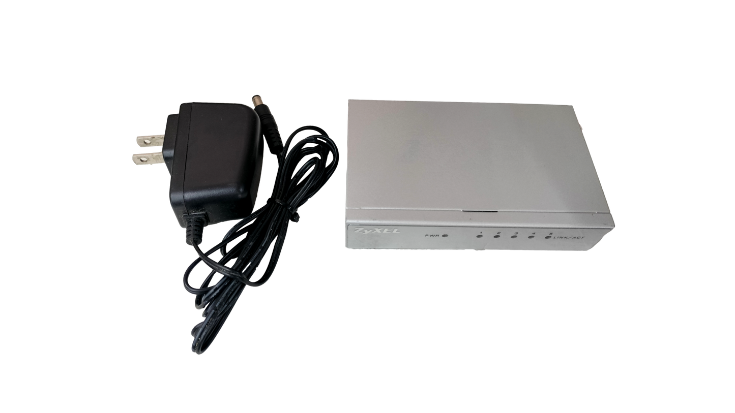 Zyxel 05-105b 5 Port Gigabit Switch