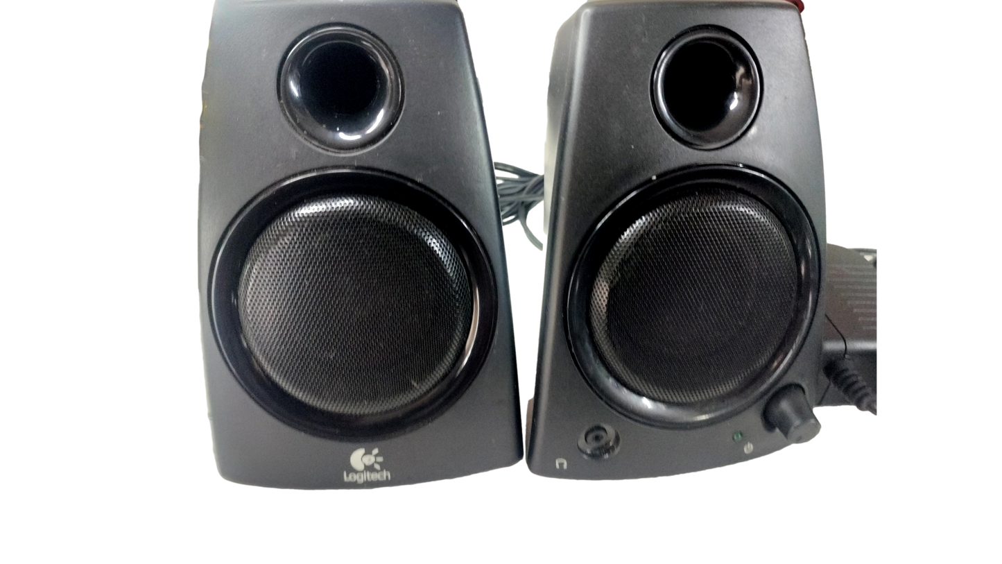 Genuine Logitech Z130 2 Piece Multimedia Stereo Speakers 880-000146