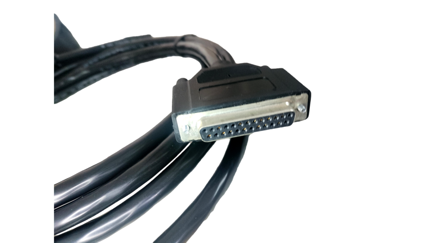 IBM 6323741 10 Ft. Db25 M/f Black Cable