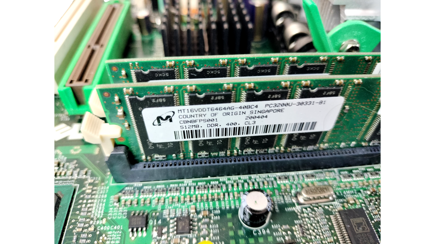 Dell OptiPlex GX260 Desktop Motherboard P4 CPU & 1GB Ram 2R433