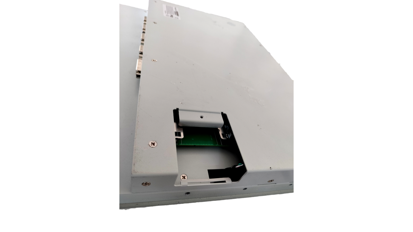 Arbor LYNC-715-1900 Fanless 15" Industrial Panel PC
