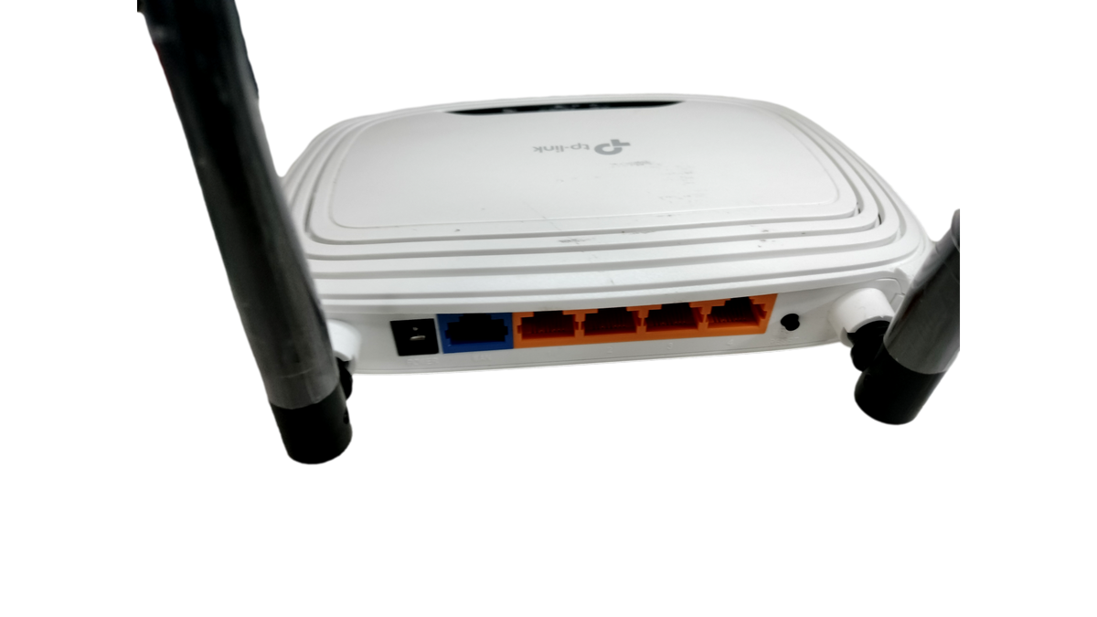 TP-Link TL-WR841N 300Mbps Wireless N Router WiFi Gateway