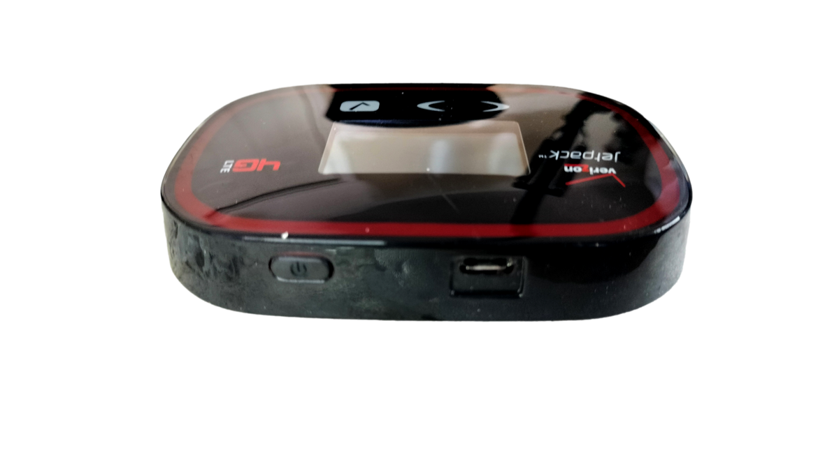 Novatel Verizon Jetpack MiFi 5510L 4G LTE Mobile Wi-Fi Hotspot Modem w/ Cable