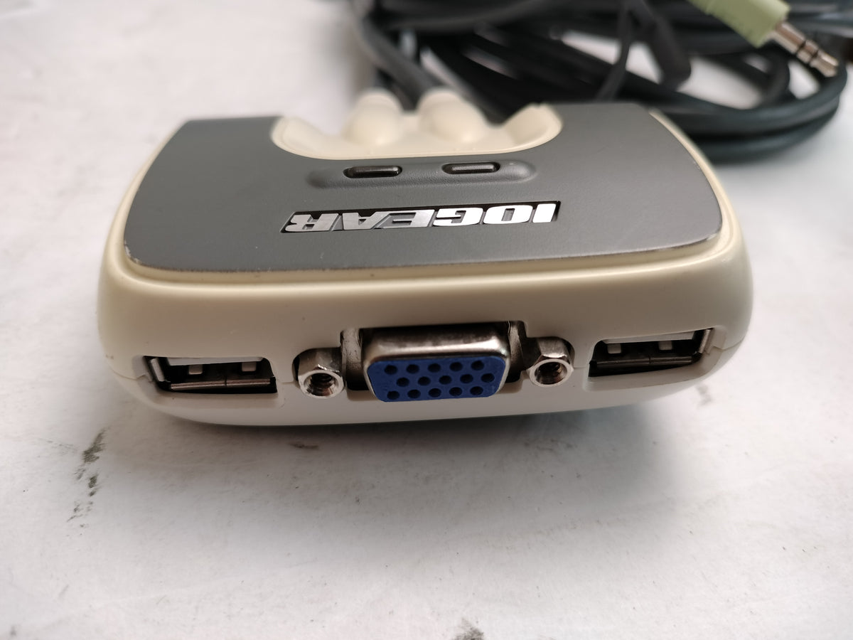 IOGEAR GCS632U 2-Port USB VGA Audio KVM Switch w/ Built-In Cables 0X01-0662-000G