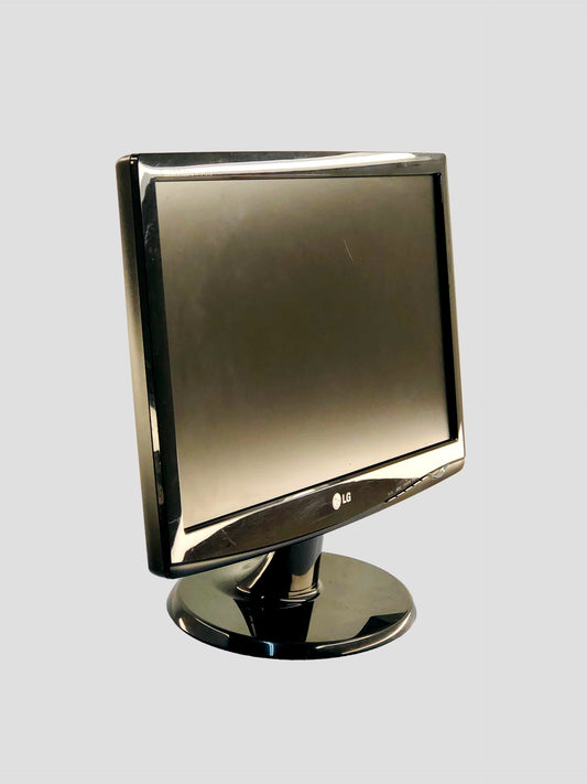 LG Flatron W1943TB-PF 19" Widescreen LCD Monitor with Stand