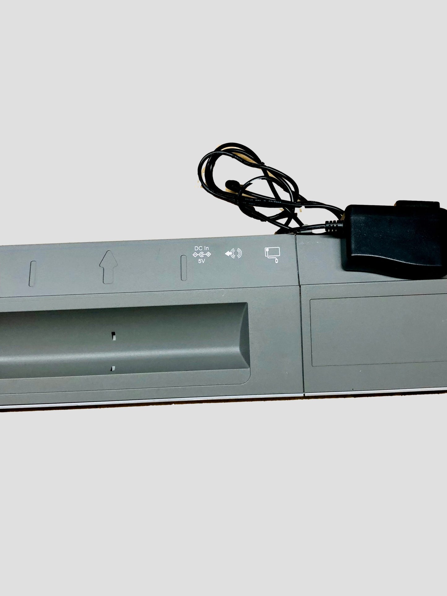 SMART Tech Interactive SmartBoard pen tray 20-01250-22-A0