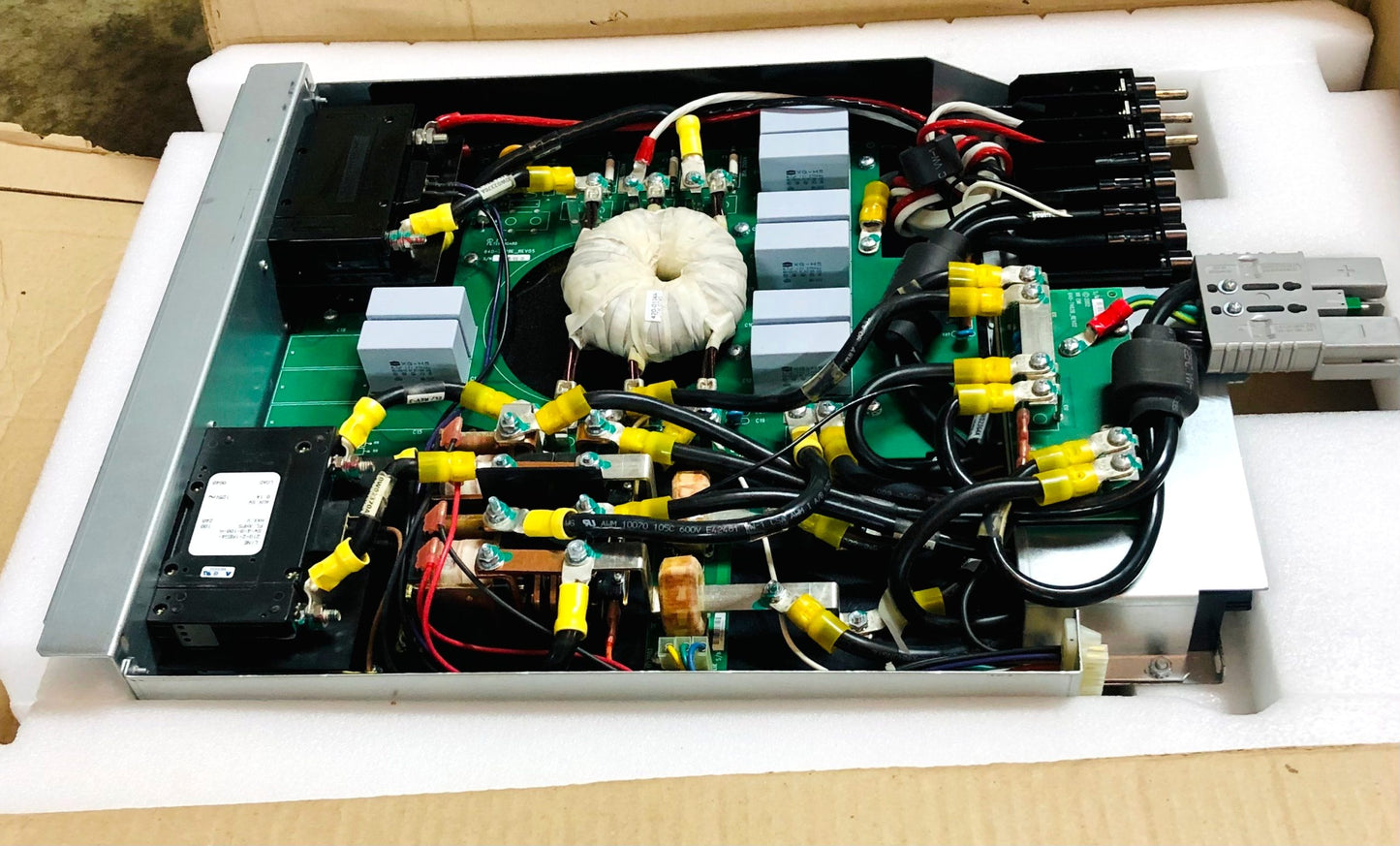 NEW APC SymMetra LX Frame Electronics Module- 200/208V SYAFSU13