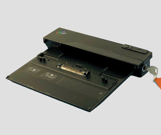Lenovo ThinkPad 2878 Docking Station with Key 62P4551