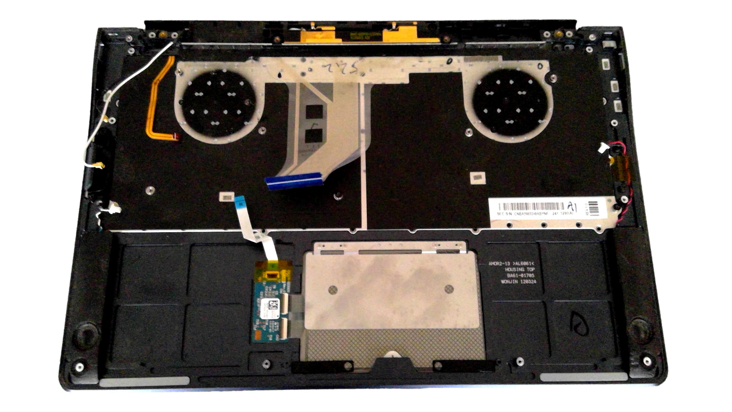 Genuine Samsung NP900X4B Palmrest with Keyboard + Touchpad BA61-01705