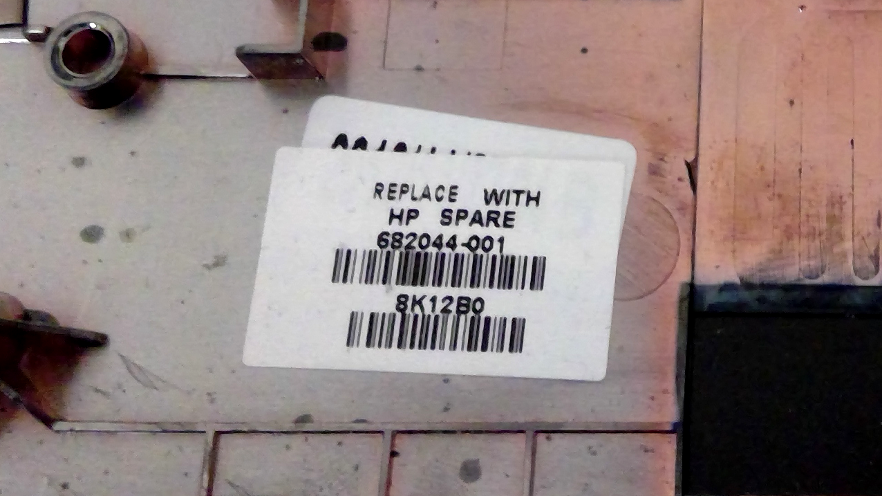 HP ENVY DV7 17.3" Laptop Palmrest Touchpad 682044-001