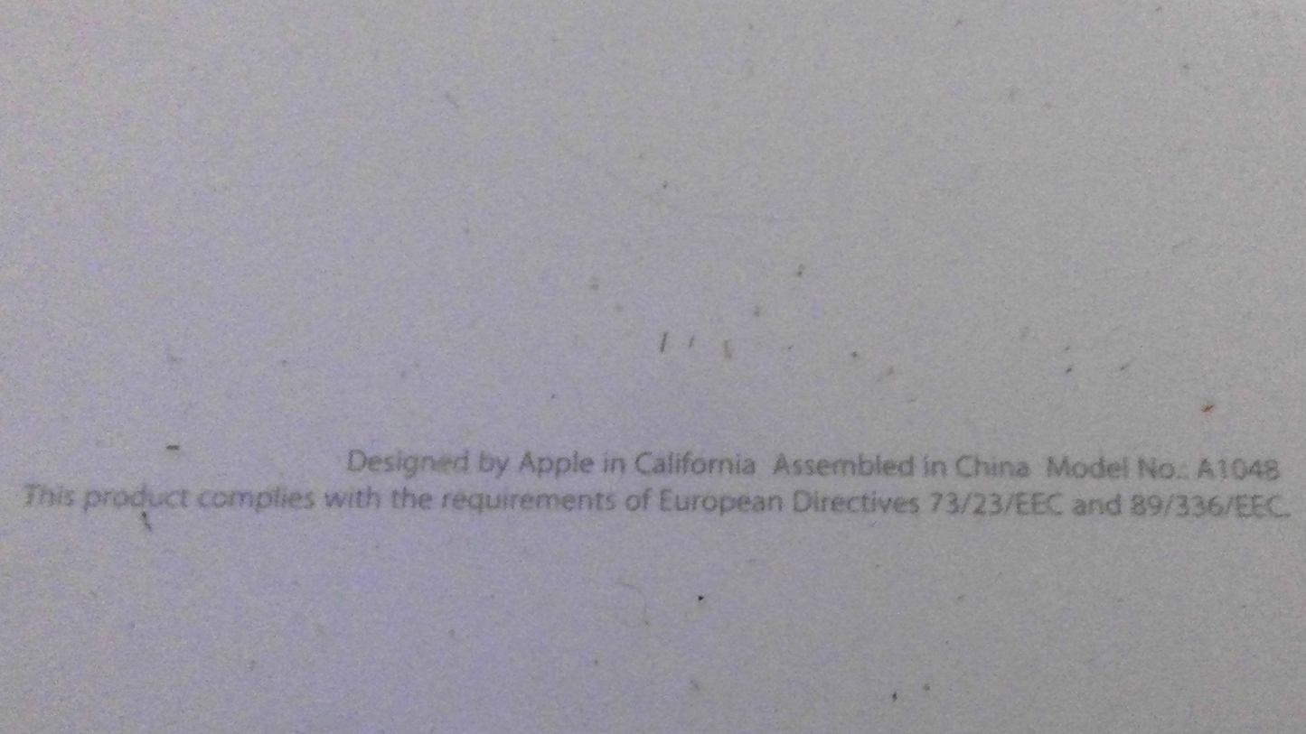 GENUINE OEM APPLE A1048 WIRED USB KEYBOARD - CLEAR/WHITE