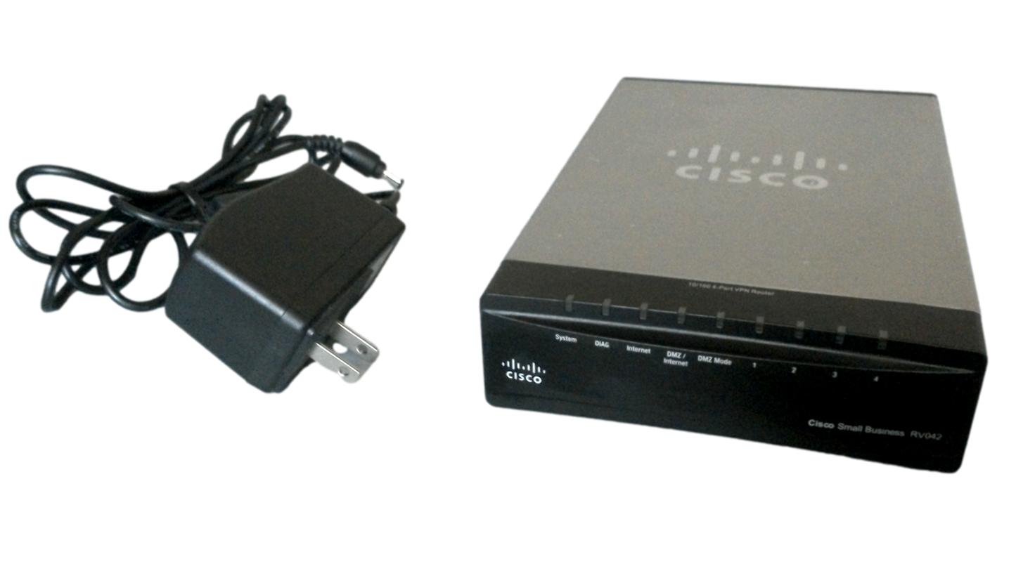 Cisco Small Business RV042 10/100 4-Port VPN Router